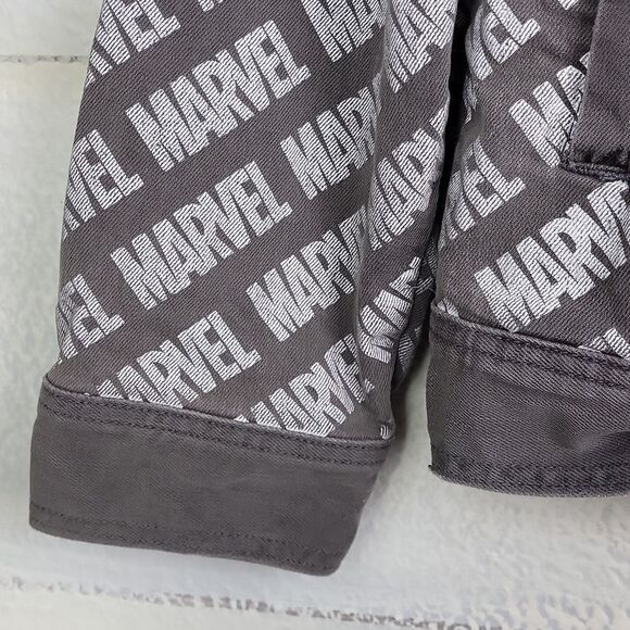 MARVELL Disney Parks Marvel Logo Denim Jacket. Size L - Picture 3 of 9